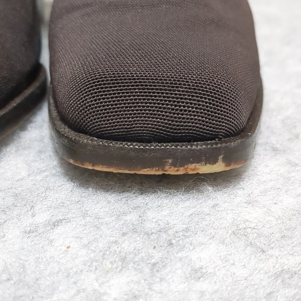 Donald J Pliner Black Chunky Heel 8.5